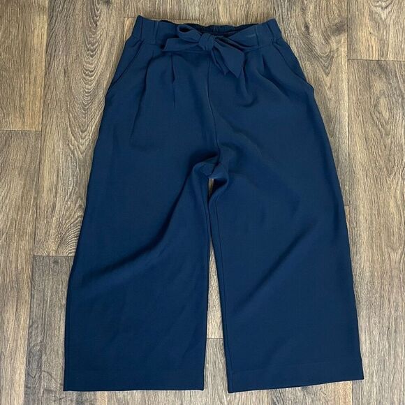 Lululemon Women's Size 6 Navy Blue Noir Crop Wide Leg Pull On Pants Trouser - Picture 1 of 11